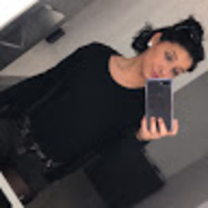 Meet your Posher, Alicia